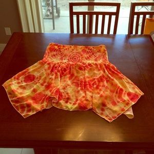 Sleeveless sheer bottom top