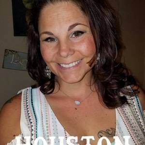 Meet your Posher, Alicia