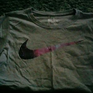 Nike tshirt