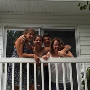 Meet your Posher, Michele