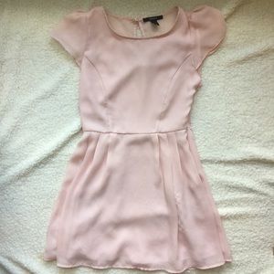 Flowy chiffon pink dress