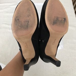 Clarks Shoes - Clark's Black Delsie Stella Suede Ankle Boots Clarks Shoes - Clark's Black Delsie Stella Suede Ankle Boots