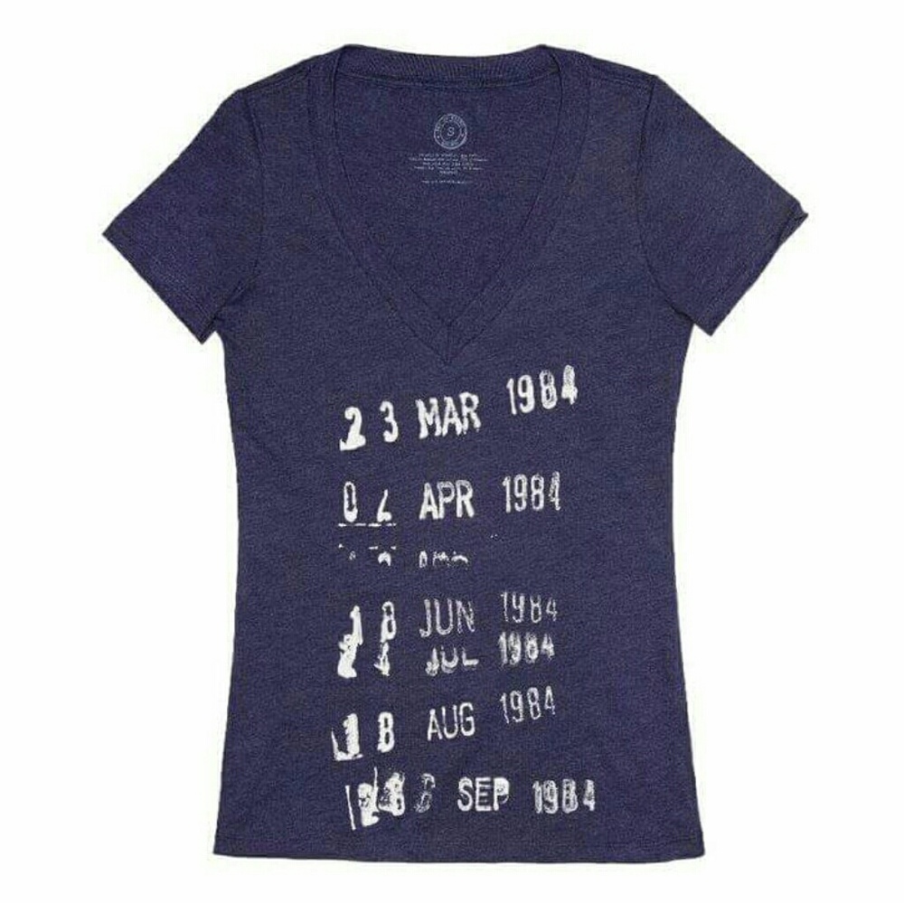 Modcloth Out of Print T shirt size small