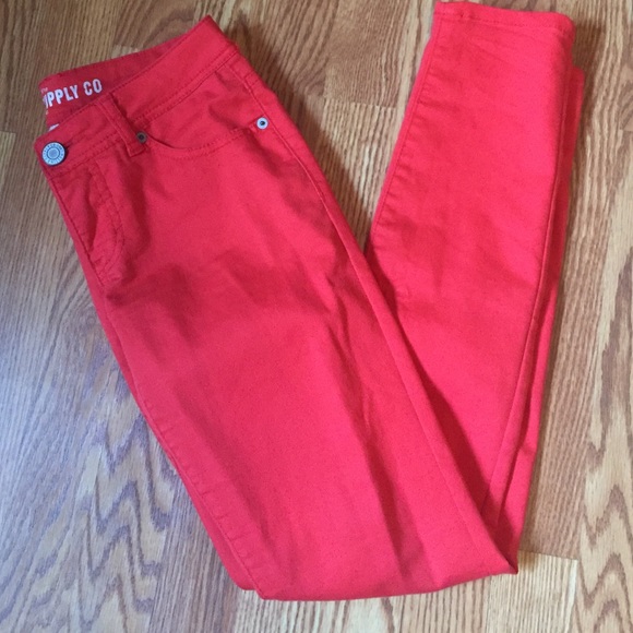 Red skinny pants - Picture 1 of 3