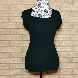 Sweetheart Ribbed Black Shirt