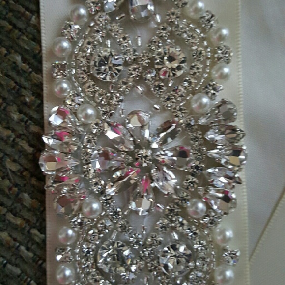 Wedding dresx sash