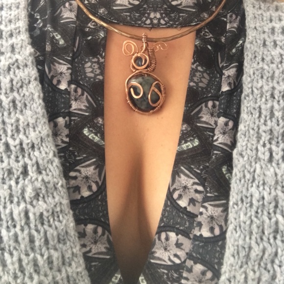 Native American Cooper Wire Lapis Pendant Necklace - Picture 1 of 5