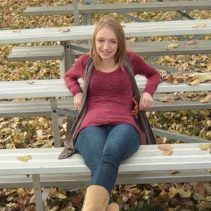 Meet your Posher, Danielle