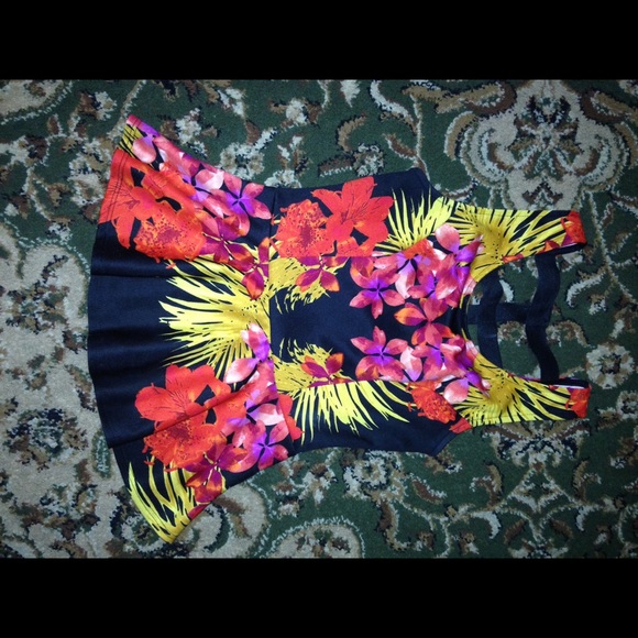 Tropical print peplum top
