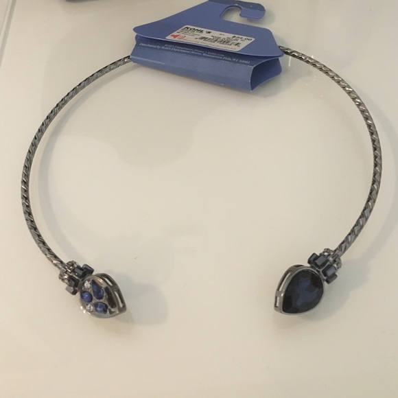 Wrap Style Necklace. - Picture 3 of 4