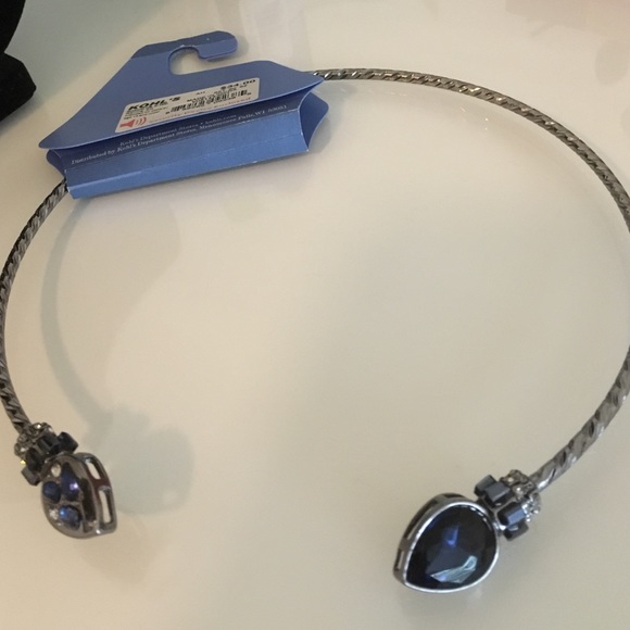 Wrap Style Necklace. - Picture 4 of 4