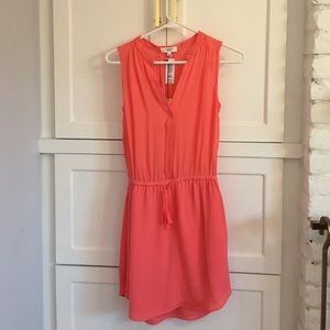 Aritzia babaton peach/coral silk sleeveless dress
