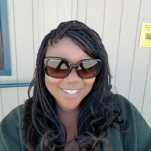 Meet your Posher, Natasha