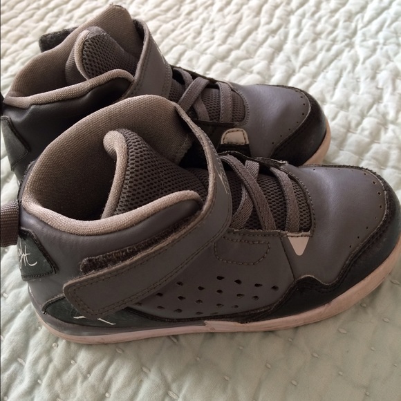 Boys Nike Jordan's Size 9