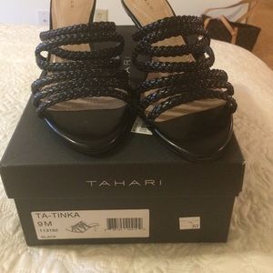 Tahari sandal