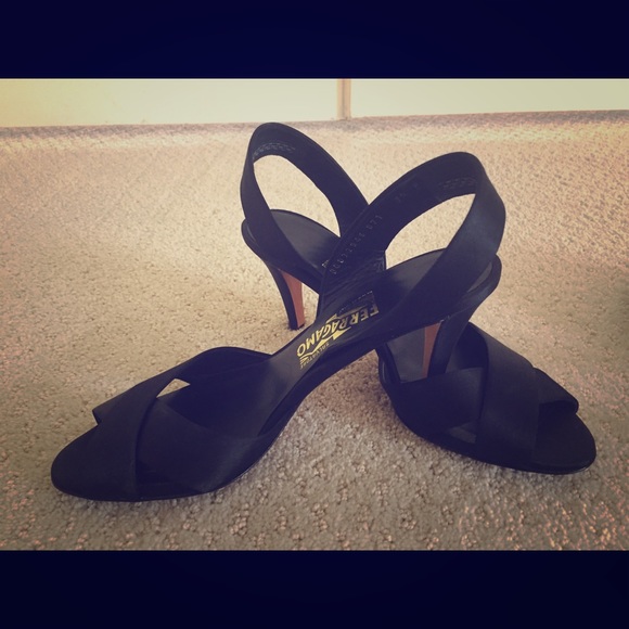 Salvatore Ferragamo Black Satin heels
