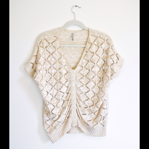 ABSOLUTELY Loose Knit Top