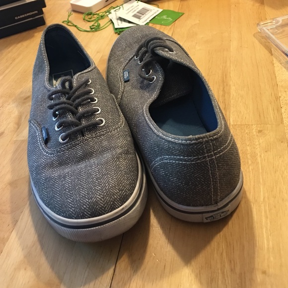 gray vans
