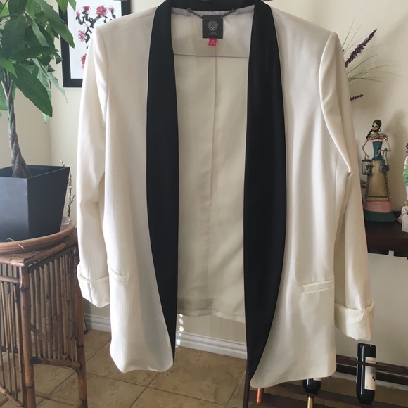 Vince Camuto blazer