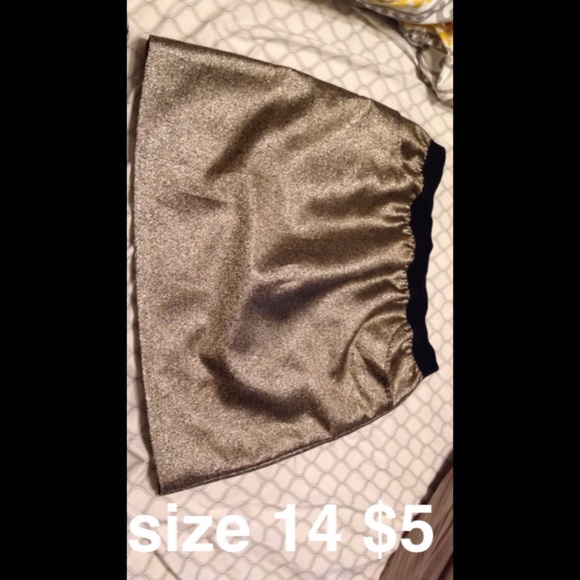 gold skirt