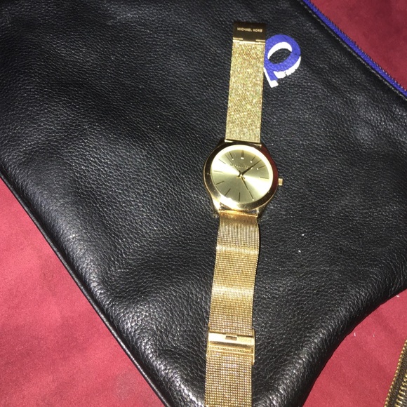 MK3282 Michael Kors Mesh Runway Gold