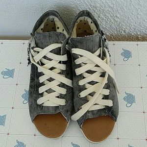 Pre loved shoes