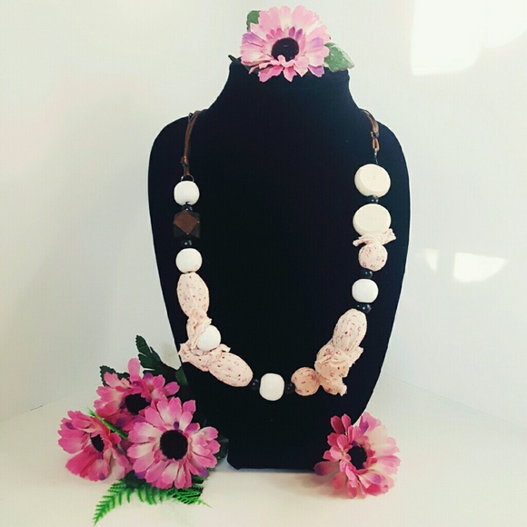Chunky Wood Bead Necklace
