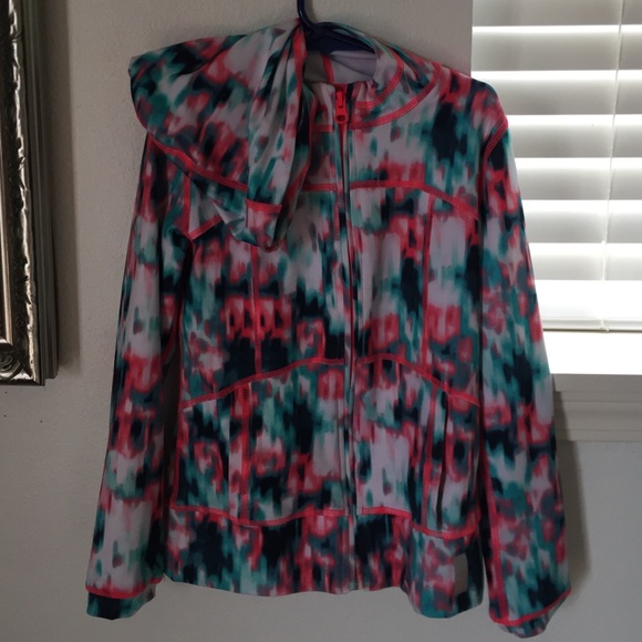 Athletic jacket