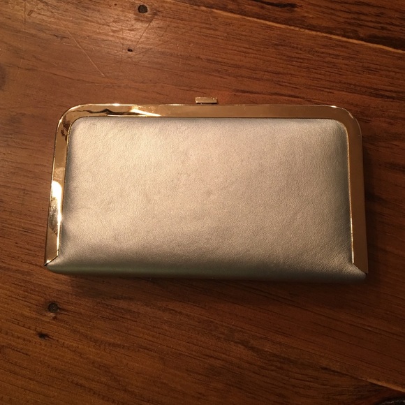 Silver and gold clutch - Picture 1 of 4