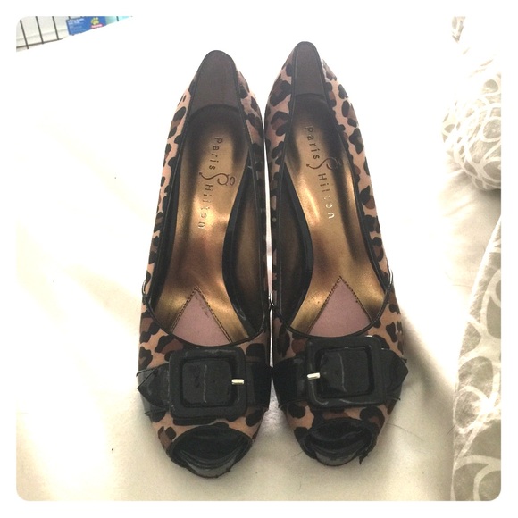 Paris Hilton cheetah heels size 7.5