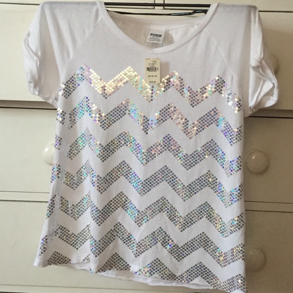 Holographic Top