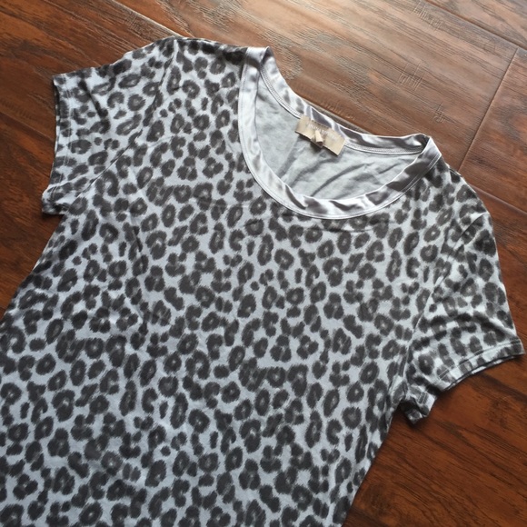 Classy "Luxe Touch" Leopard Print Tee