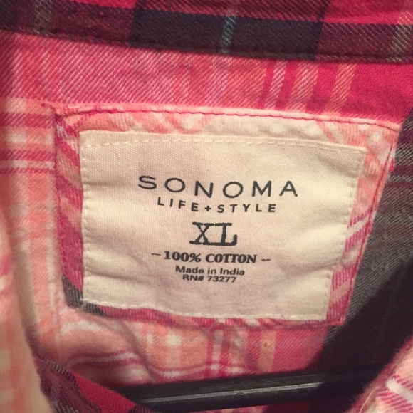 Button up shirt - Picture 2 of 2