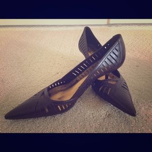 BCBG Girls  Brown pumps with kitten heels, Sz 8