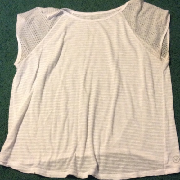 White American eagle shirt