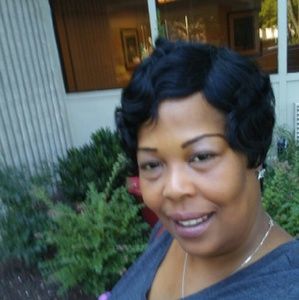 Meet your Posher, Tonia