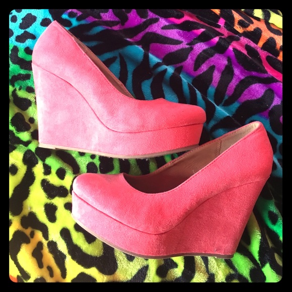 Wedges - Picture 1 of 1