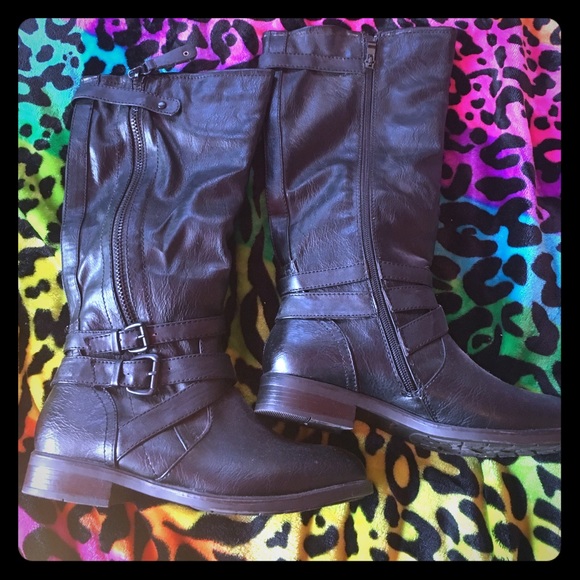 Boots - Picture 1 of 1