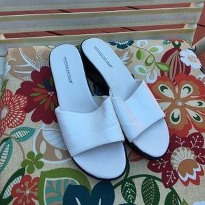 Montego Bay Club White Slipons (9.5 W)