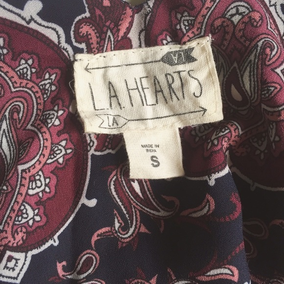 🎀 LA Hearts Crossback Top - Picture 3 of 3