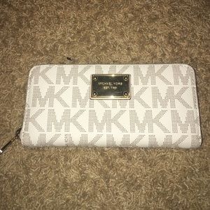 Michael Kors MK Logo Wallet