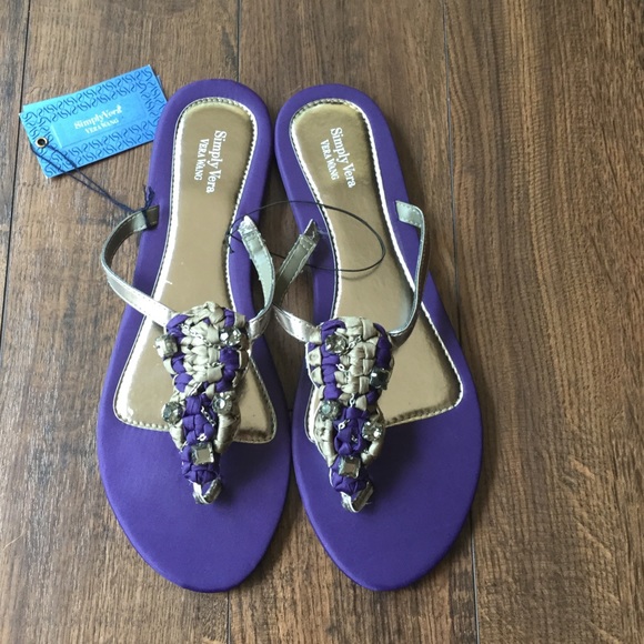 Simply Vera Wang sandals