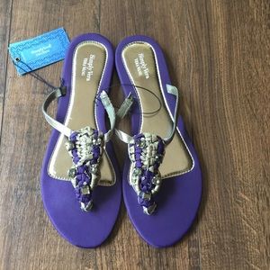 Simply Vera Wang sandals