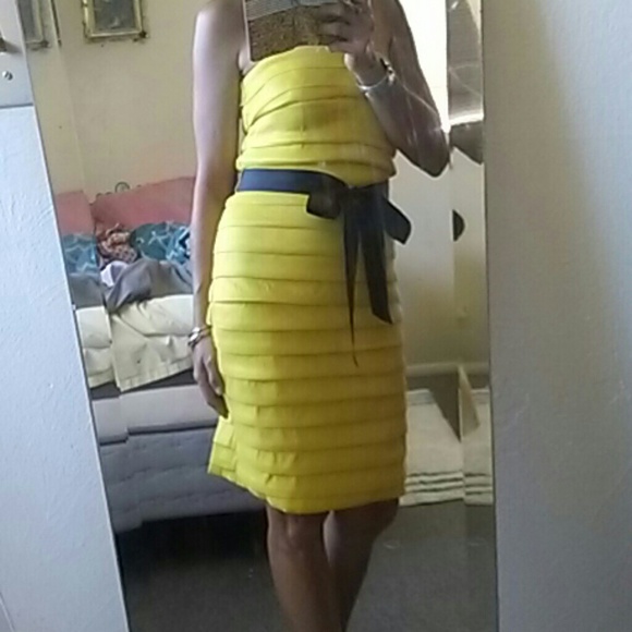 Pretty dress - Picture 3 of 3