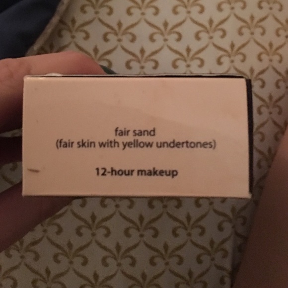 Tarte Amazonian Clay Full Coverage Foundation - Picture 4 of 5