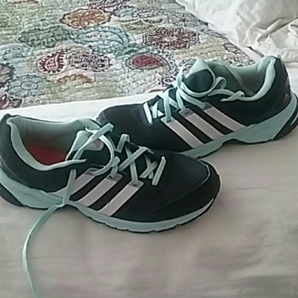 Adidas running sneakers slightly worn lite