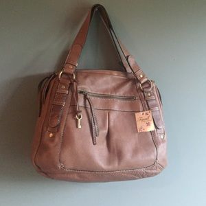 Brand NWT Fossil Purse