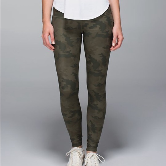 Sold Lululemon Wunder Under Camouflage