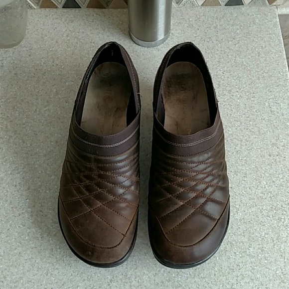 J-41/jambu shoes