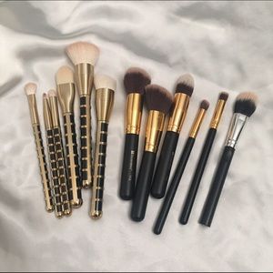 Assorted Makeup Brushes (RESERVED FOR DEME77)